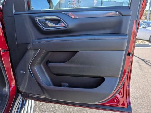 Used 2024 GMC Yukon AT4 w/ Technology Package AWD/4WD image 44