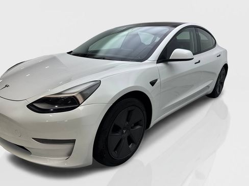 Used 2023 Tesla Model 3 Standard Range RWD image 11
