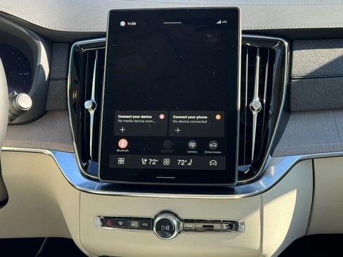 New 2026 Volvo XC90 T8 Ultra w/ Protection Package Premier image 8