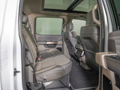 Used 2026 Ford F250 Platinum w/ Platinum Plus Package image 12