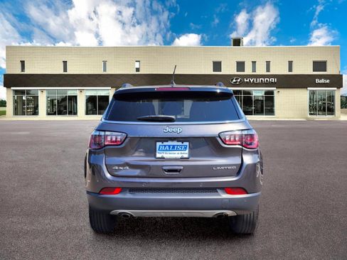 Used 2023 Jeep Compass Limited AWD/4WD image 4
