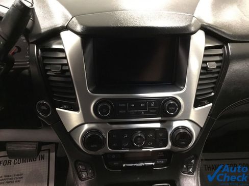 Used 2017 GMC Yukon SLT image 53