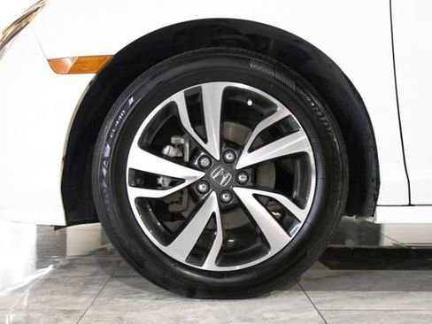 Used 2023 Honda Odyssey Touring image 32