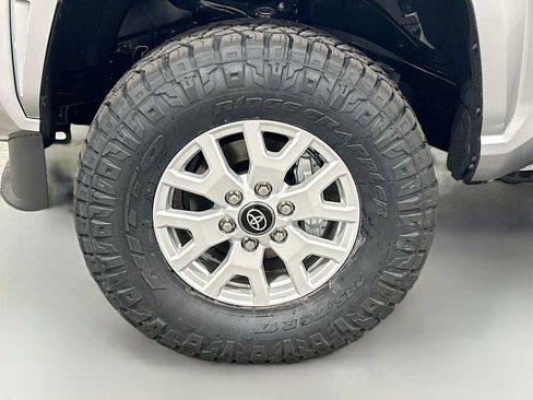 New 2026 Toyota Tacoma SR AWD/4WD image 9