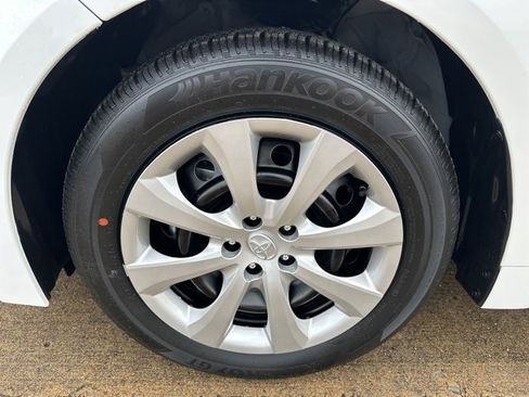 New 2025 Toyota Corolla LE image 7