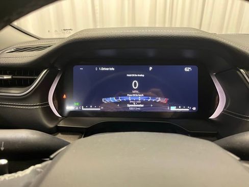 Used 2023 Jeep Grand Cherokee Limited w/ Luxury Tech Group II image 20