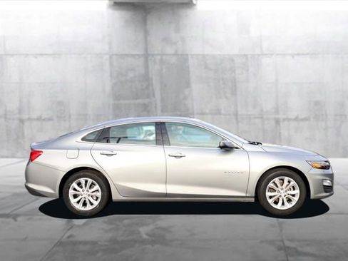 Used 2024 Chevrolet Malibu LT image 5