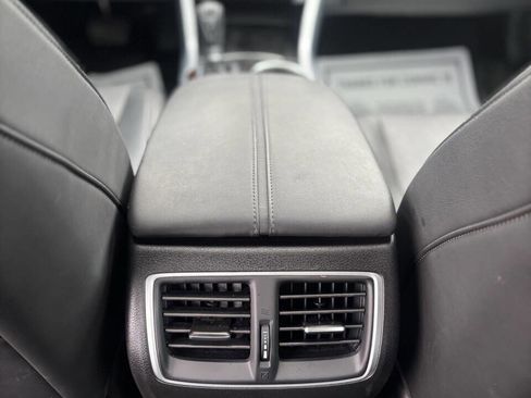 Used 2018 Acura TLX w/ Technology Package image 20