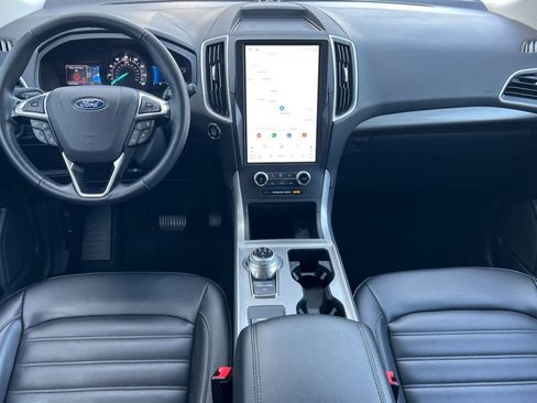 Used 2024 Ford Edge SEL image 4