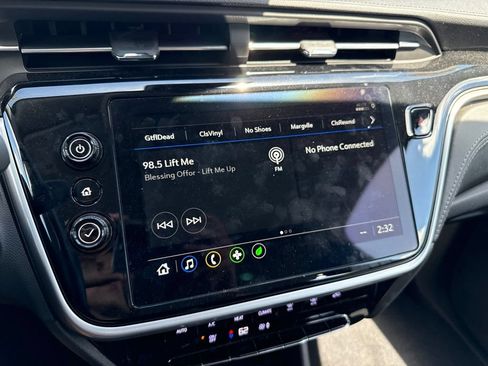 Used 2023 Chevrolet Bolt EUV LT w/ Driver Confidence Package FWD image 9