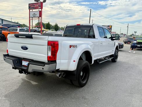 Used 2017 Ford F350 Lariat w/ FX4 Off-Road Package AWD/4WD image 5