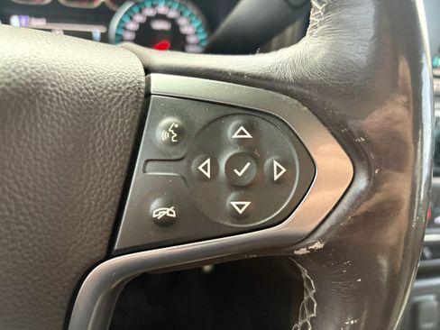 Used 2019 Chevrolet Silverado 2500 LTZ image 17