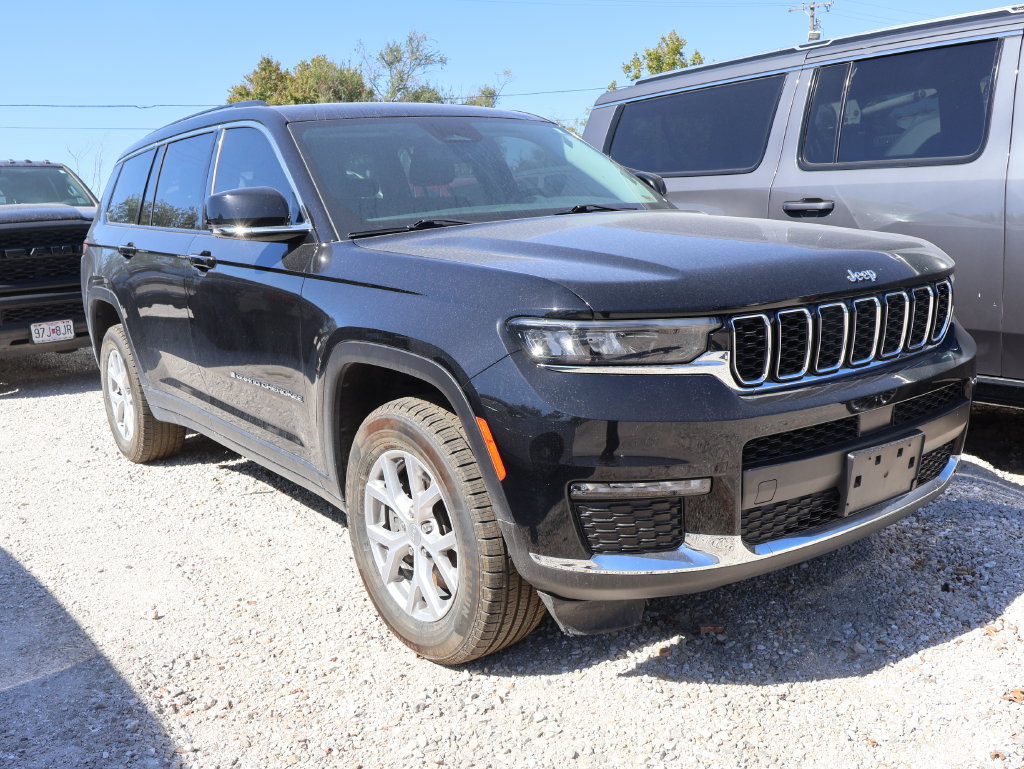 Used 2021 Jeep Grand Cherokee L Limited AWD/4WD image 13
