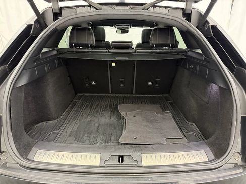 Used 2018 Land Rover Range Rover Velar R-Dynamic SE AWD/4WD image 30