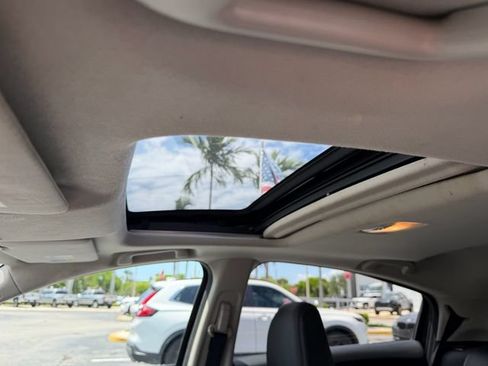 Used 2016 Honda HR-V EX-L image 21