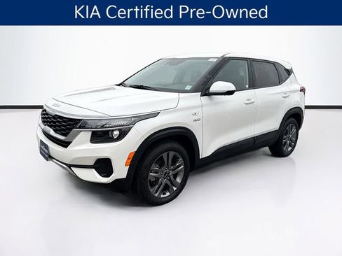 Certified 2022 Kia Seltos LX image 3