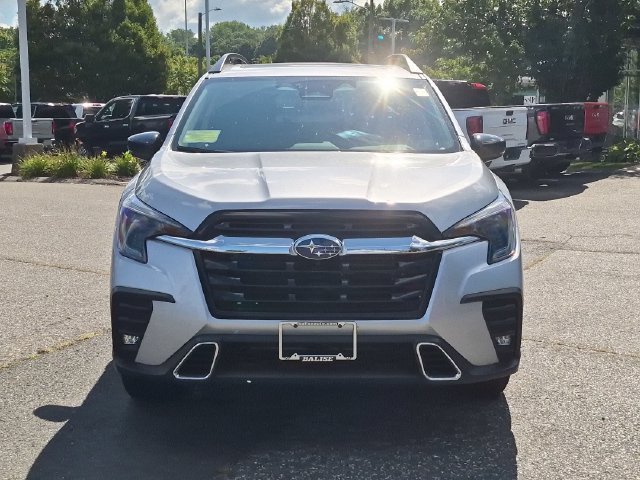 Used 2025 Subaru Ascent Touring AWD/4WD image 9