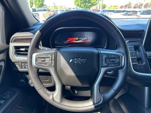 Used 2022 Chevrolet Tahoe Z71 AWD/4WD image 17