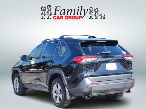 Used 2025 Toyota RAV4 XLE FWD image 3