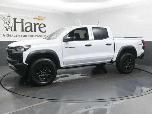 New 2026 Chevrolet Colorado Trail Boss AWD/4WD image 10