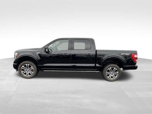 Used 2021 Ford F150 Lariat w/ Equipment Group 502A High AWD/4WD image 3