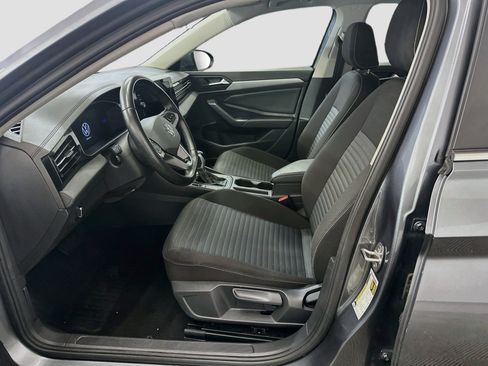 Used 2025 Volkswagen Jetta S FWD image 13