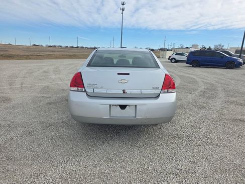 Used 2011 Chevrolet Impala LT image 4