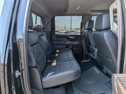 Certified 2022 GMC Sierra 2500 Denali w/ Denali Ultimate Package AWD/4WD image 27