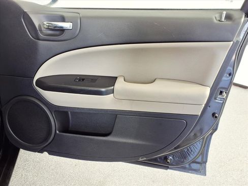 Used 2010 Dodge Caliber Mainstreet image 24