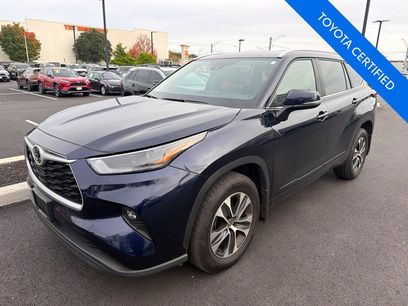 Certified 2025 Toyota Highlander XLE