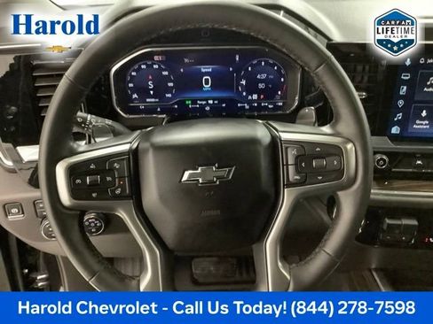 Used 2024 Chevrolet Silverado 1500 LT Trail Boss w/ LT Trail Boss Premium Package image 16