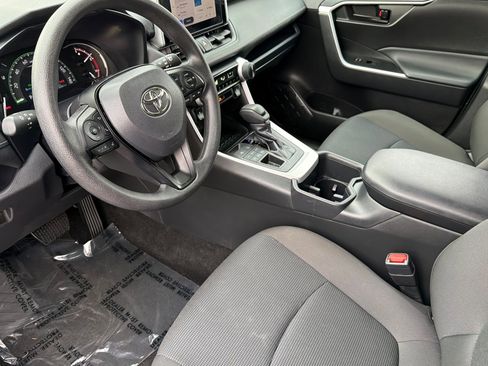 Certified 2025 Toyota RAV4 LE image 10