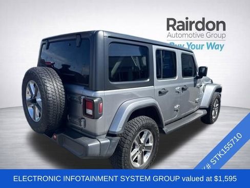Used 2018 Jeep Wrangler Unlimited Sahara image 3