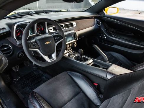 Used 2013 Chevrolet Camaro ZL1 image 2