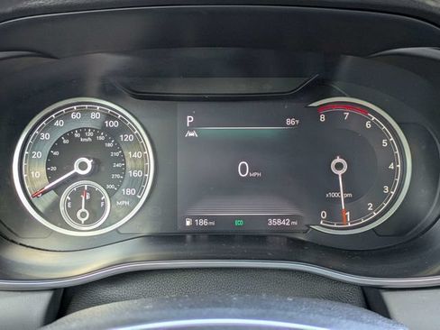 Used 2023 Genesis G70 2.0T AWD/4WD image 28