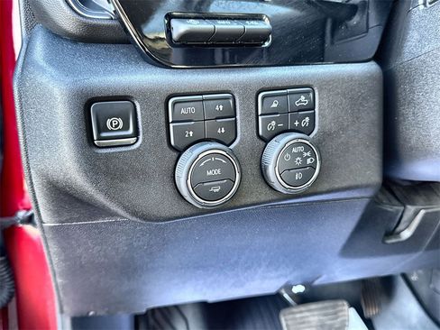 Used 2024 Chevrolet Silverado 3500 LTZ w/ LTZ Premium Package image 16