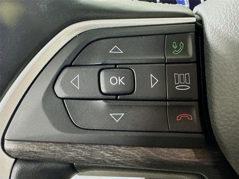 Used 2021 Jeep Grand Cherokee L Limited image 12