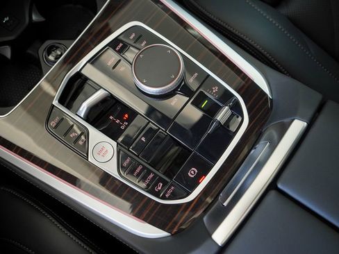 New 2026 BMW X5 xDrive50e image 20