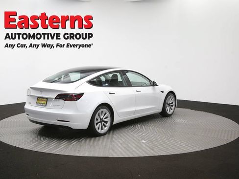 Used 2022 Tesla Model 3 Long Range AWD/4WD image 37