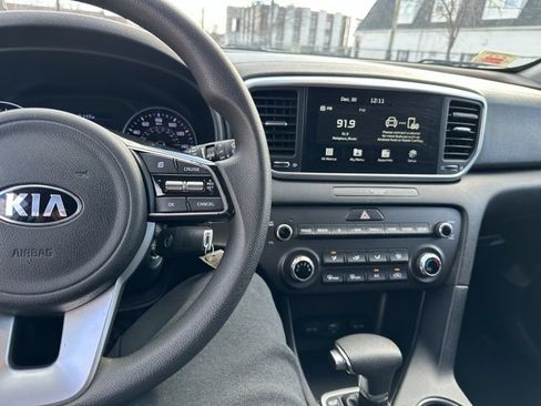 Used 2020 Kia Sportage LX image 34