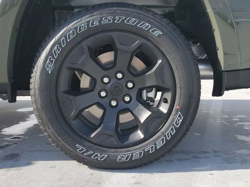 New 2026 RAM 1500 4x4 Crew Cab image 6