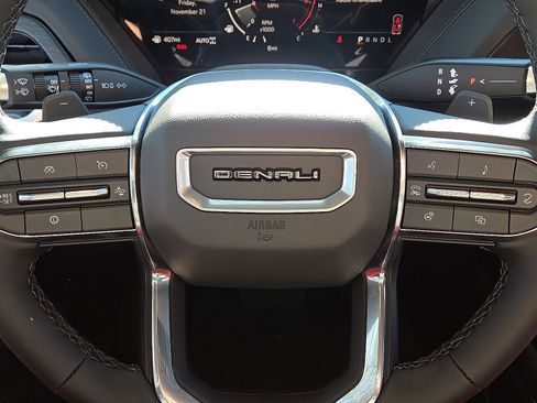 New 2026 GMC Yukon XL Denali image 12