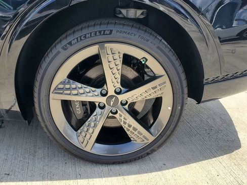 New 2025 Genesis GV70 3.5T Sport w/ Sport Advanced Package image 3