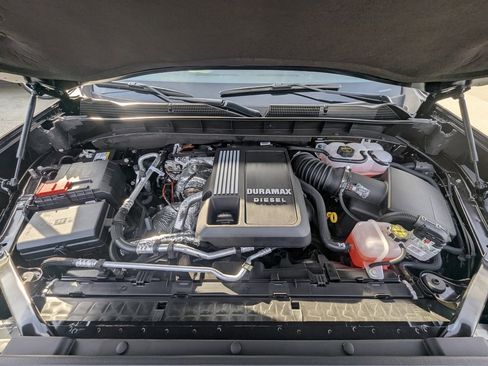 New 2026 GMC Sierra 1500 SLT w/ SLT Premium Package image 14