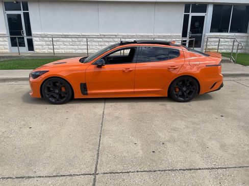 Used 2019 Kia Stinger GTS RWD image 3