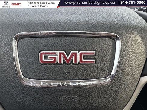 Used 2023 GMC Acadia Denali w/ Denali Technology Package image 31
