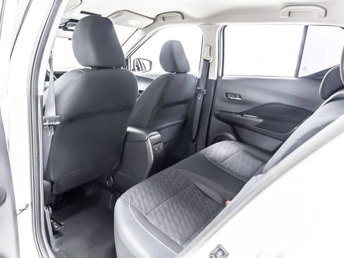 Used 2023 Nissan Kicks SV FWD image 29