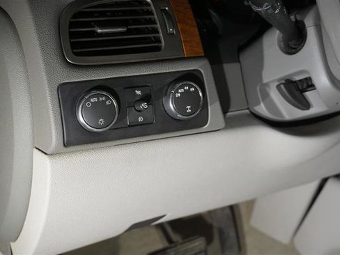 Used 2007 GMC Yukon XL SLE image 10