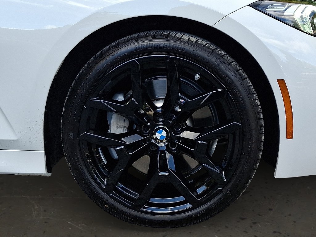Used 2026 BMW 330i xDrive Sedan w/ M Sport Package AWD/4WD image 9
