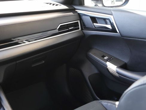 Used 2022 Mitsubishi Outlander SE AWD/4WD image 17